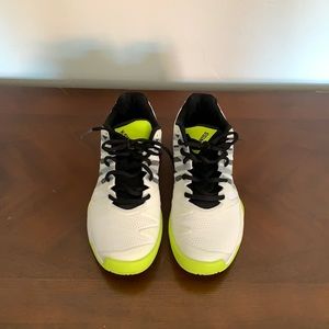 K-Swiss men’s size 7.5 surgelite tennis shoes